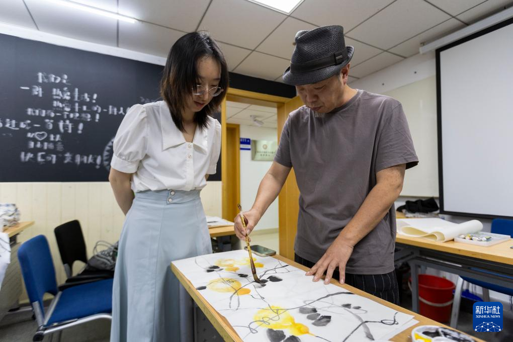 2025年上海秋季市民美育项目开学