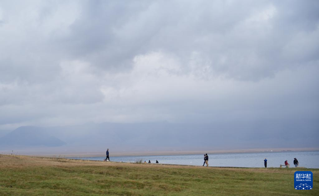 新疆赛里木湖：绘就生态旅游新图景