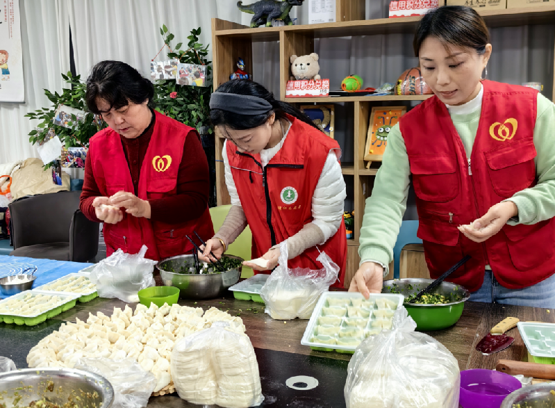 【网络中国节】山东济宁:公益暖桑榆 重阳传温情 【网络中国节】山东济宁:公益暖桑榆 重阳传温情