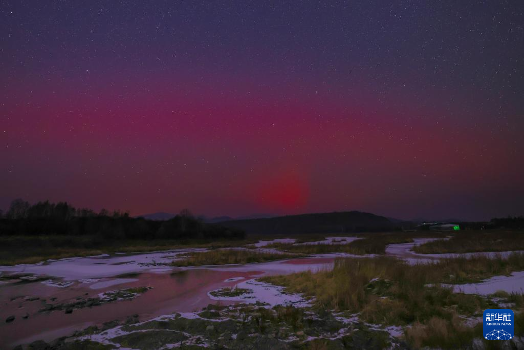 绚丽极光“光临”中国最北天空