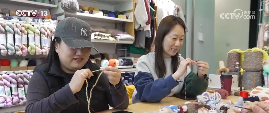 “悦己消费”持续升温带火“娃衣”大市场 开辟时尚玩偶圈新赛道