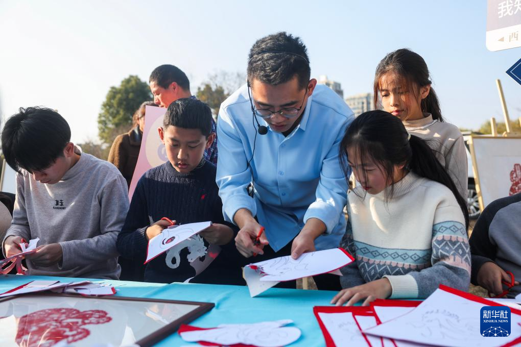 浙江建德:迎新年乡村赶大集