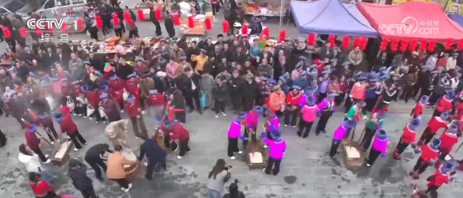 “沉浸式体验+多元场景”释放多彩活力 游客欢度佳节