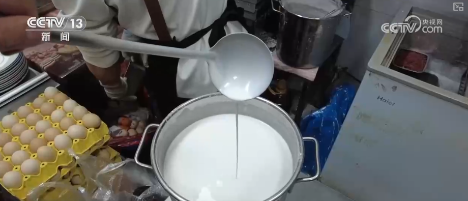 美食“引”客、体验“留”客 “早餐经济”为消费增长注入活力引擎