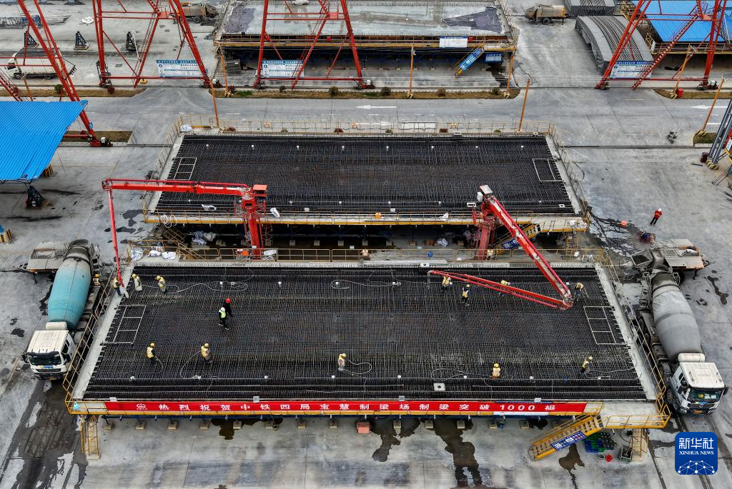 上海:高铁建设开足马力