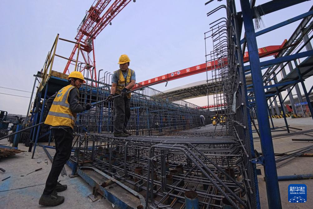 上海:高铁建设开足马力