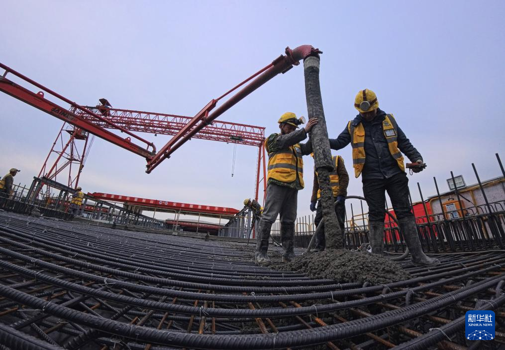 上海:高铁建设开足马力