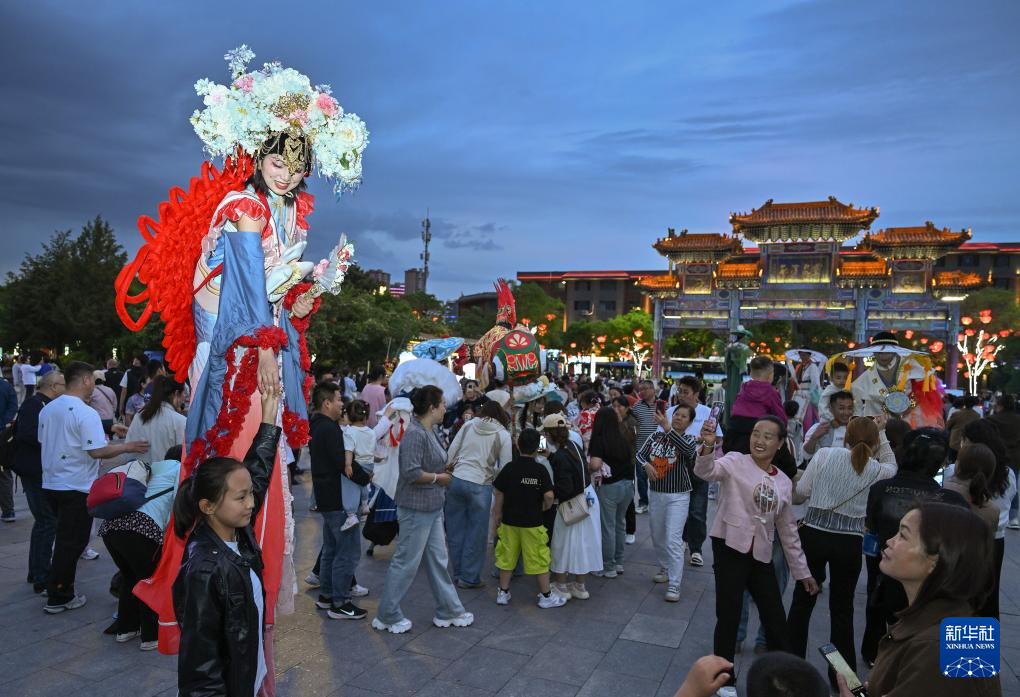 “博物馆之夜”活动亮相呼和浩特塞上老街历史文化街区