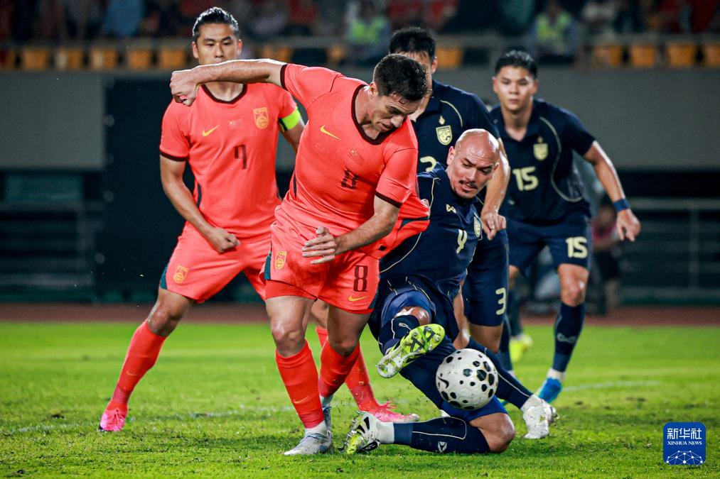 24次射门无果 国足友谊赛0:0憾平泰国队
