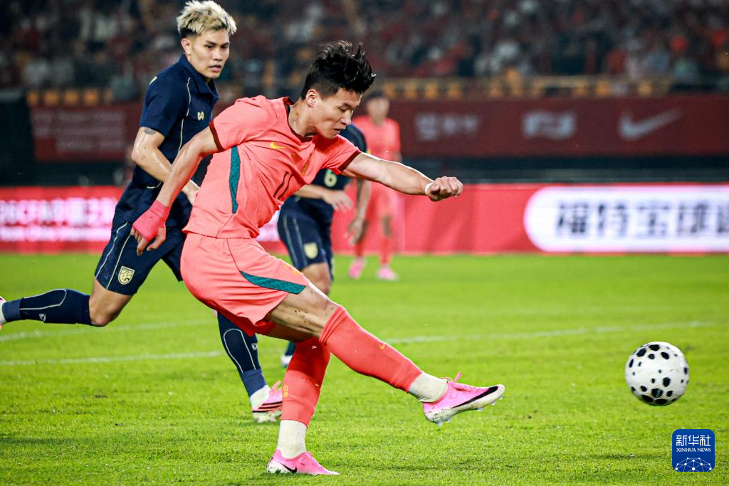 24次射门无果 国足友谊赛0:0憾平泰国队