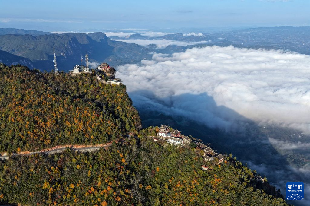 美丽中国丨鸡峰山秋色渐浓
