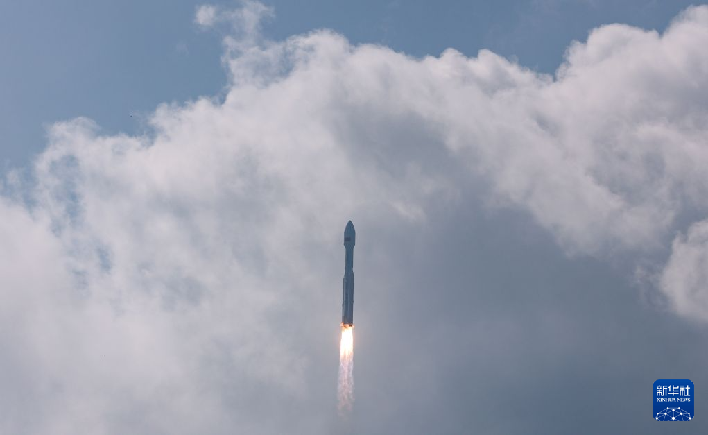 我国成功发射卫星互联网低轨28组卫星